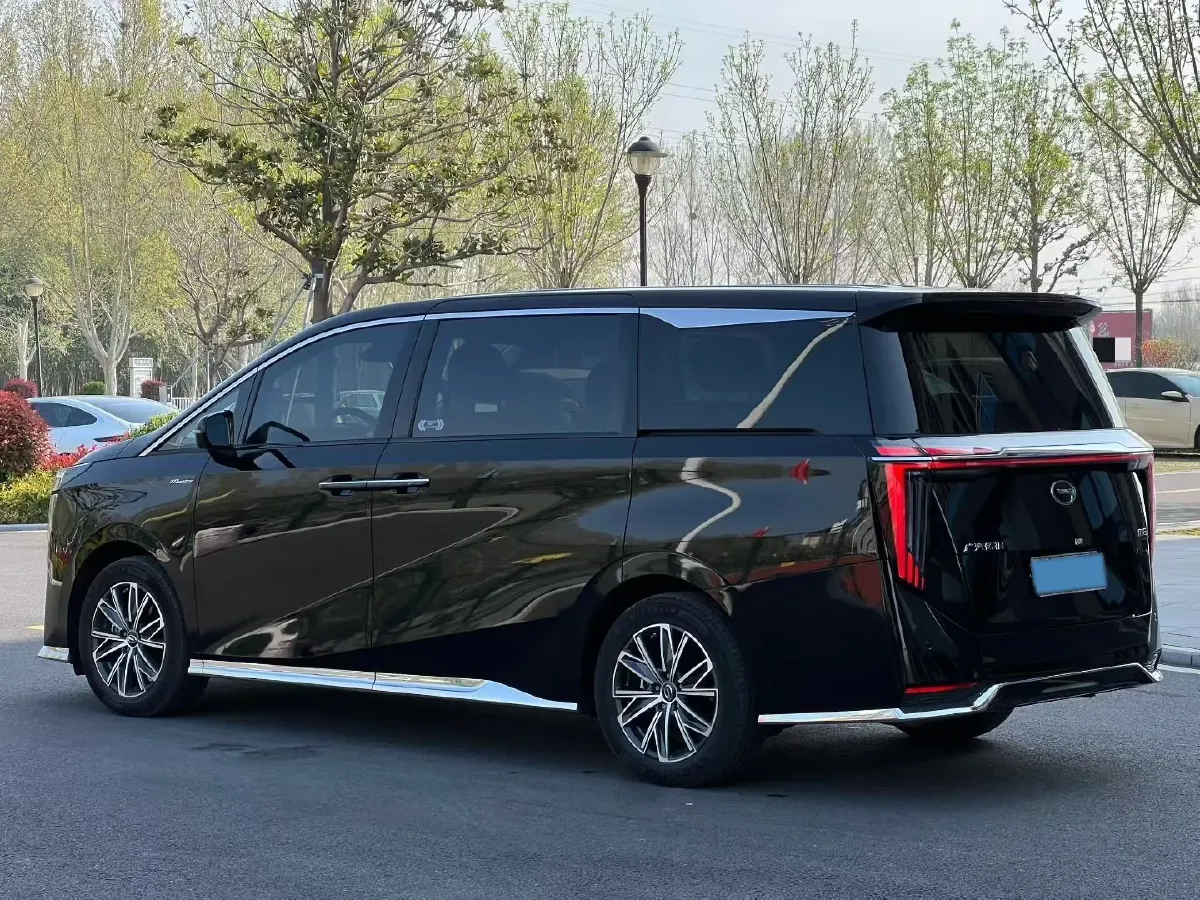 2024 GAC Trumpchi M8 2.0T 252HP L4 8AT,autocango,china used car exporter,china ev exporter,chinese used car exporter,chinese used ev exporter