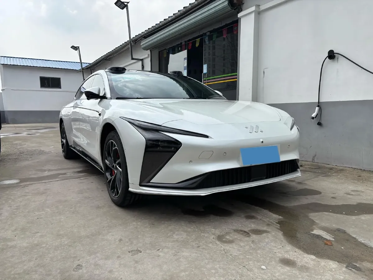 2022 IM L7 BEV 90KWH,autocango,china used car exporter,china ev exporter,chinese used car exporter,chinese used ev exporter