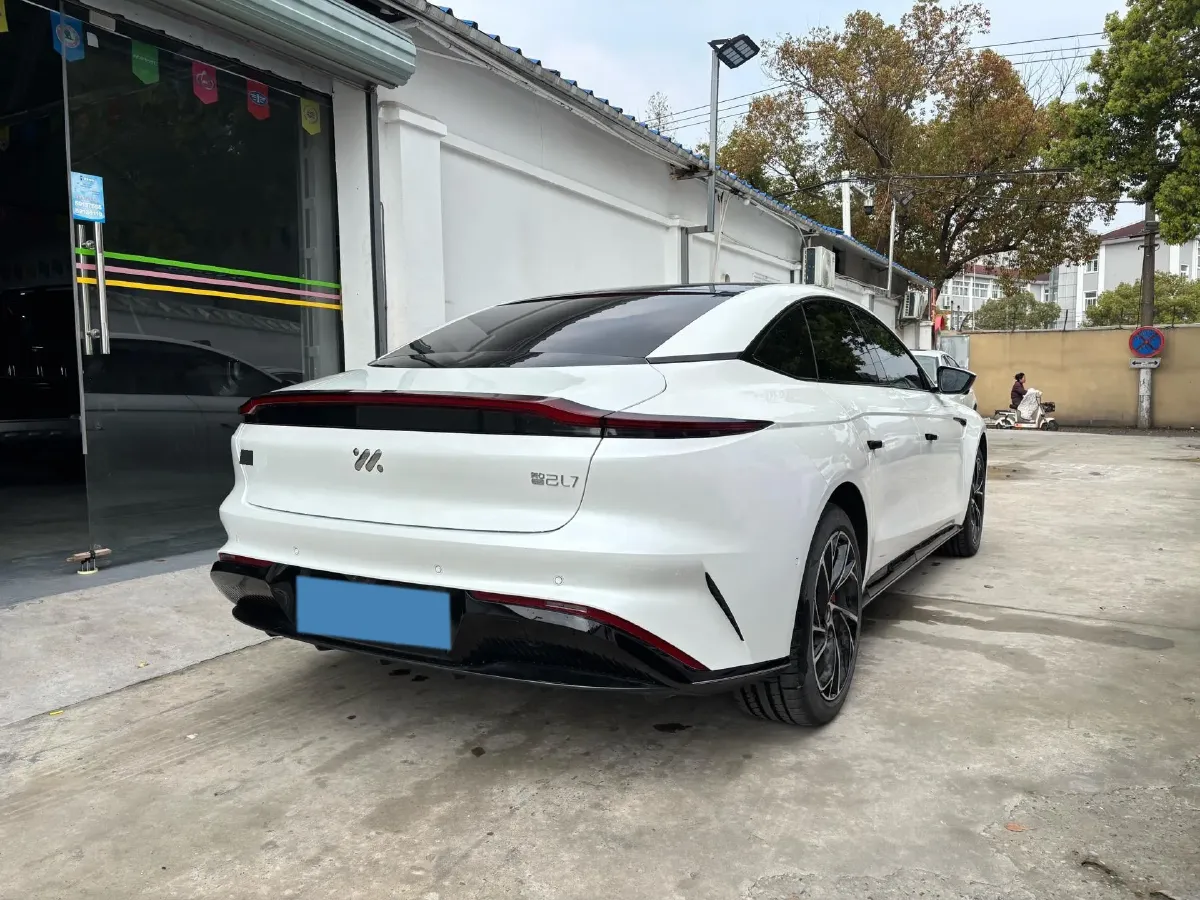 2022 IM L7 BEV 90KWH,autocango,china used car exporter,china ev exporter,chinese used car exporter,chinese used ev exporter