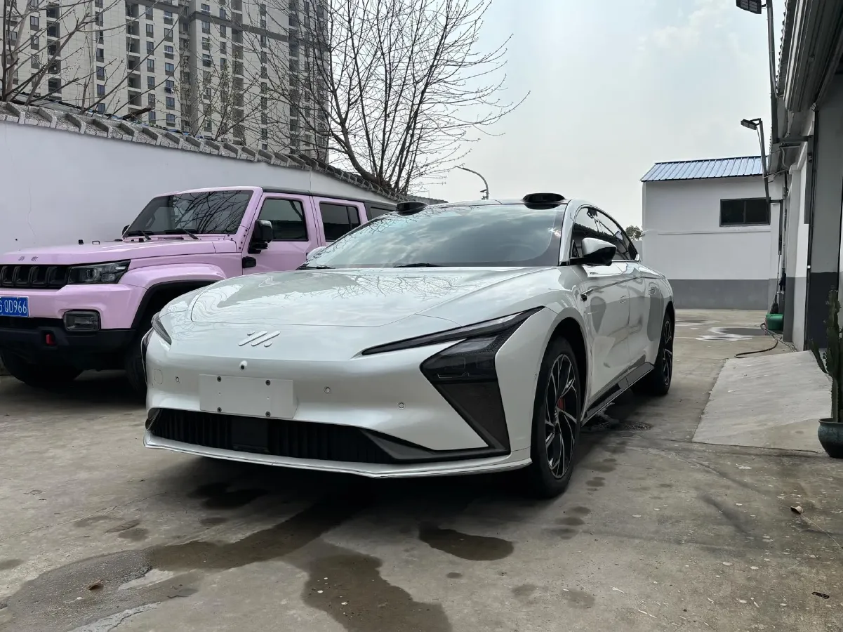2022 IM L7 BEV 90KWH,autocango,china used car exporter,china ev exporter,chinese used car exporter,chinese used ev exporter
