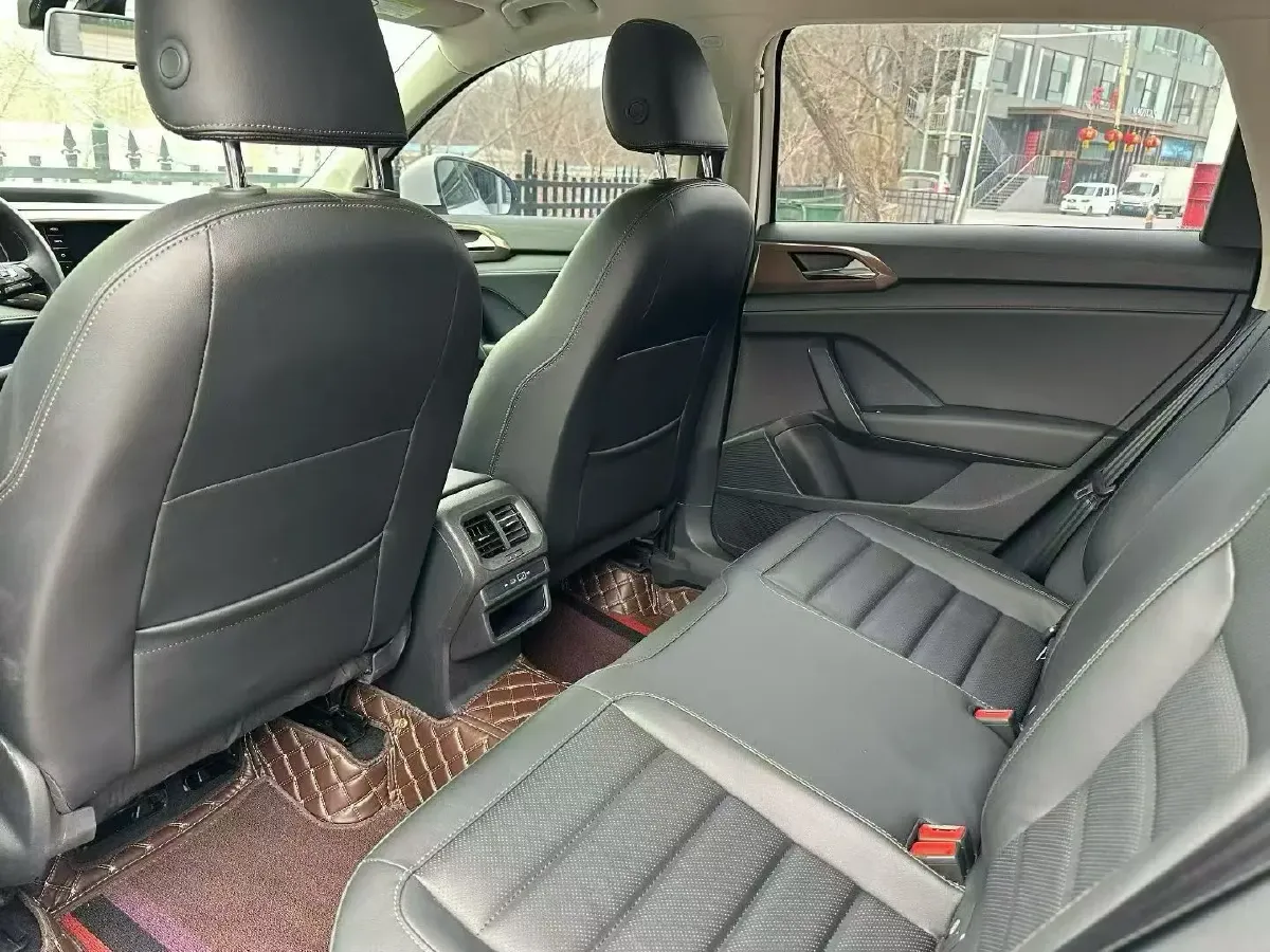 2021 Volkswagen Tharu 2.0T 186HP L4 7DCT,autocango,china used car exporter,china ev exporter,chinese used car exporter,chinese used ev exporter