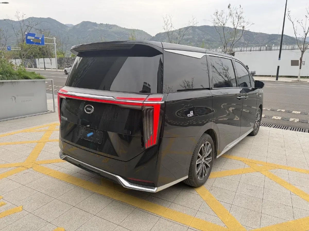 2024 GAC Trumpchi M8 2.0T 252HP L4 8AT,autocango,china used car exporter,china ev exporter,chinese used car exporter,chinese used ev exporter