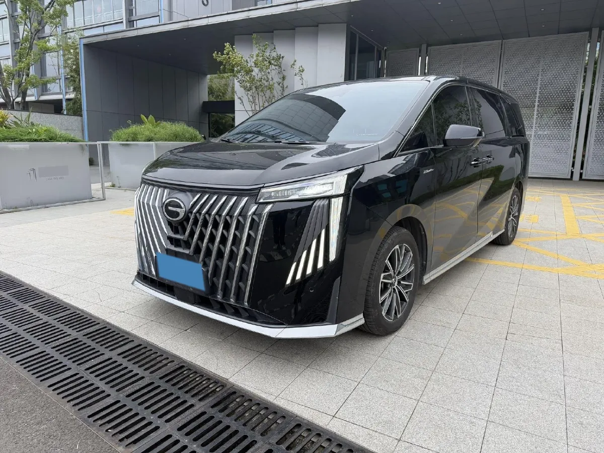 2024 GAC Trumpchi M8 2.0T 252HP L4 8AT,autocango,china used car exporter,china ev exporter,chinese used car exporter,chinese used ev exporter