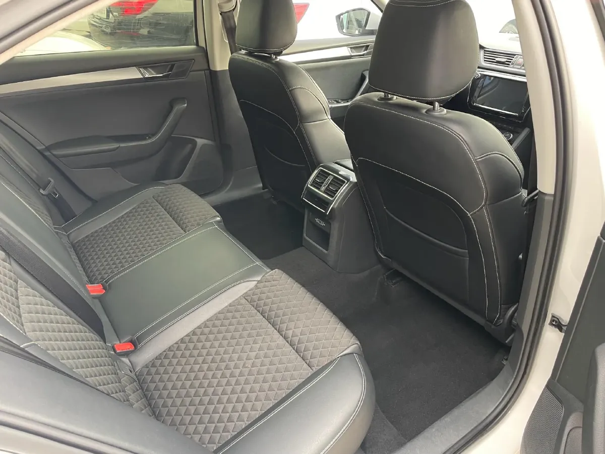 2018 Nissan Terra 2.5L 184HP L4 7AT,autocango,china used car exporter,china ev exporter,chinese used car exporter,chinese used ev exporter