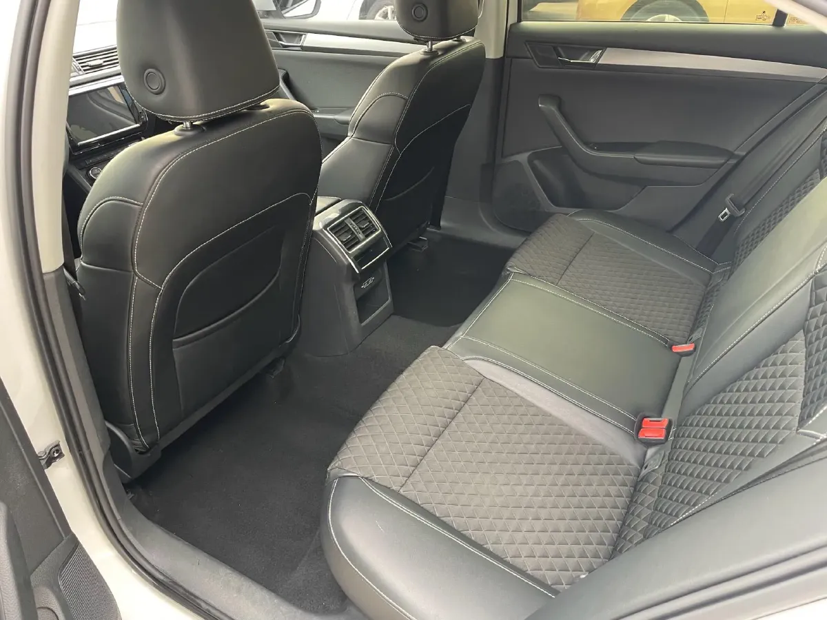 2018 Nissan Terra 2.5L 184HP L4 7AT,autocango,china used car exporter,china ev exporter,chinese used car exporter,chinese used ev exporter