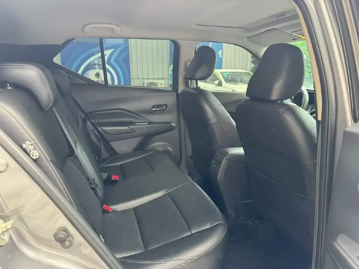 2022 Nissan Kicks 1.5L 122HP L4 CVT,autocango,china used car exporter,china ev exporter,chinese used car exporter,chinese used ev exporter