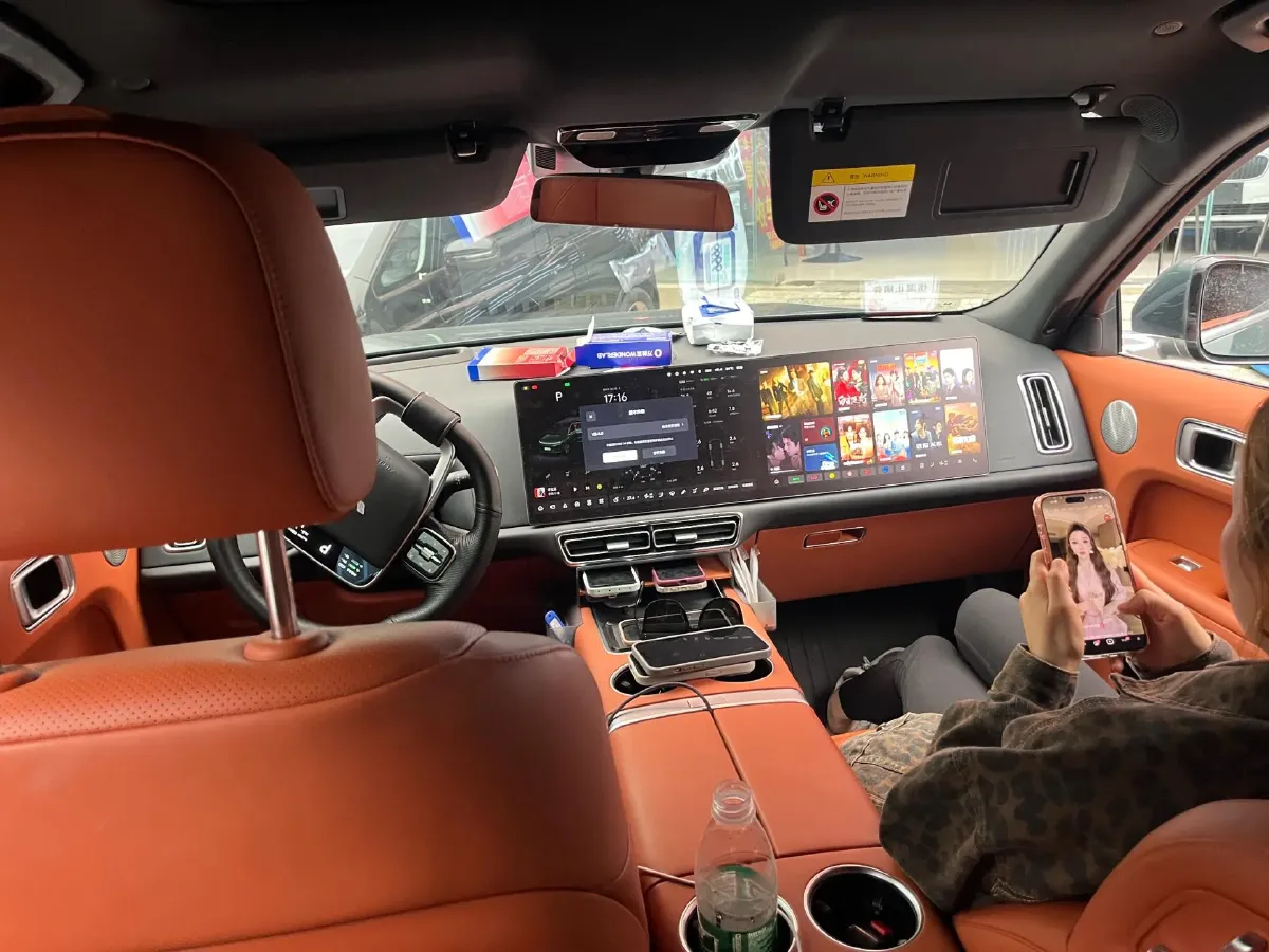 2023 Li L9 Range Extended 154HP REEV 42.6KWH,autocango,china used car exporter,china ev exporter,chinese used car exporter,chinese used ev exporter