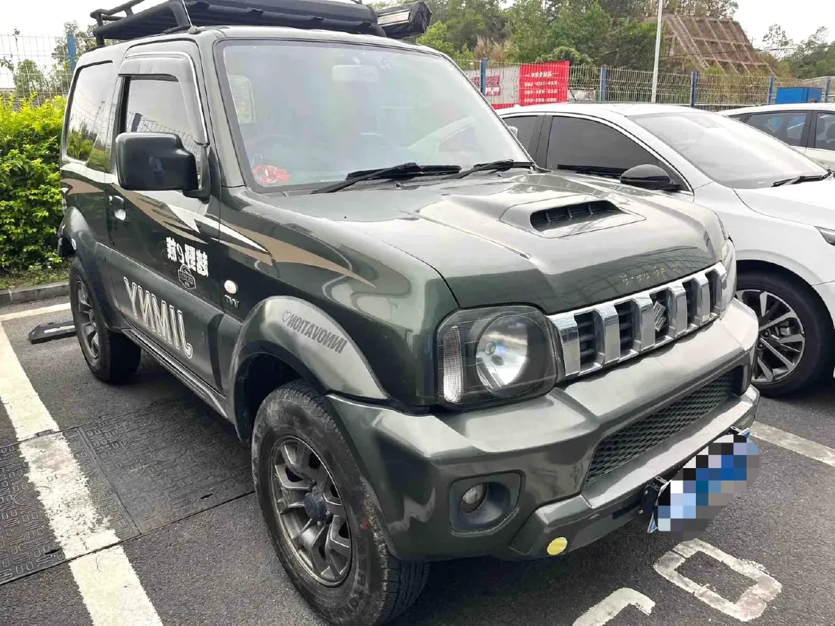 2015 Suzuki Jimny 1.3L 85HP L4 4AT,autocango,china used car exporter,china ev exporter,chinese used car exporter,chinese used ev exporter