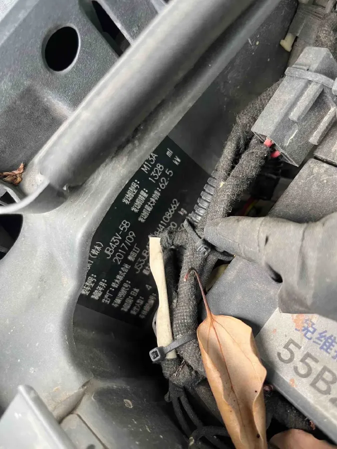 2015 Suzuki Jimny 1.3L 85HP L4 4AT,autocango,china used car exporter,china ev exporter,chinese used car exporter,chinese used ev exporter