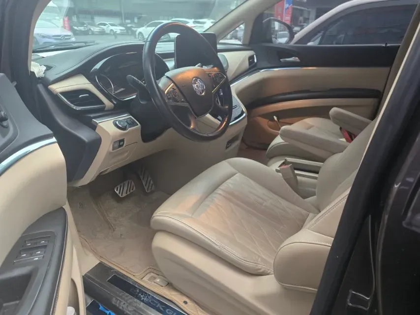 2023 Buick GL8 2.0T 237HP L4 9AT,autocango,china used car exporter,china ev exporter,chinese used car exporter,chinese used ev exporter