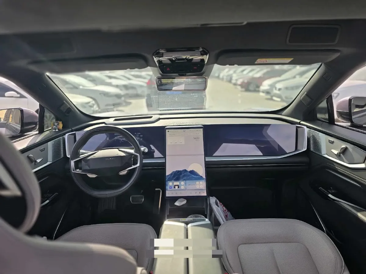 2023 HiPhi Y BEV 76.6KWH,autocango,china used car exporter,china ev exporter,chinese used car exporter,chinese used ev exporter