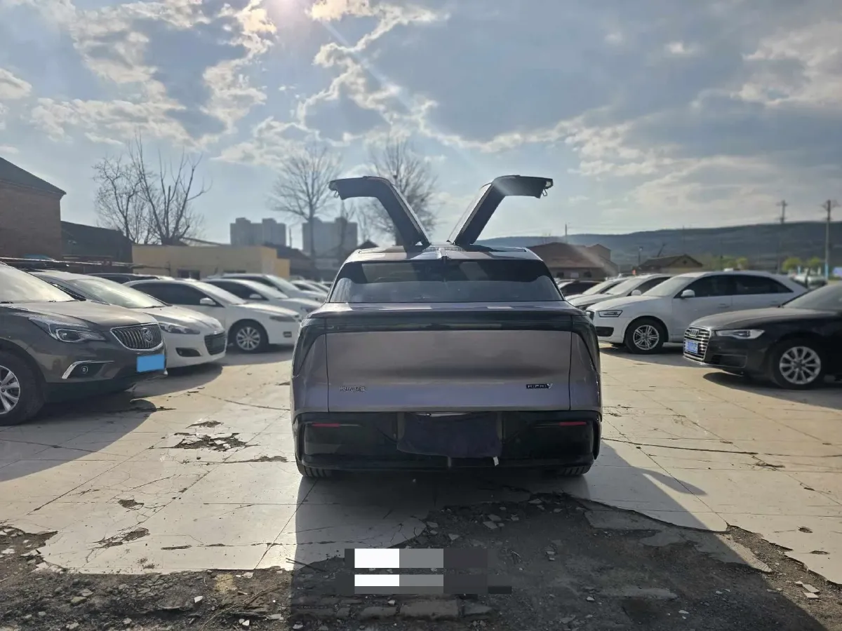 2023 HiPhi Y BEV 76.6KWH,autocango,china used car exporter,china ev exporter,chinese used car exporter,chinese used ev exporter