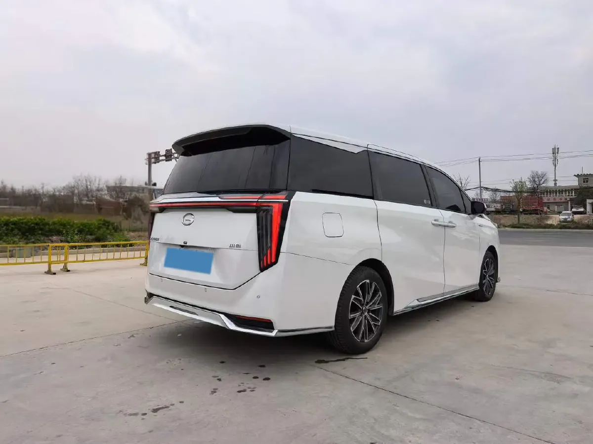 2023 GAC Trumpchi M8 2.0T 252HP L4 8AT,autocango,china used car exporter,china ev exporter,chinese used car exporter,chinese used ev exporter