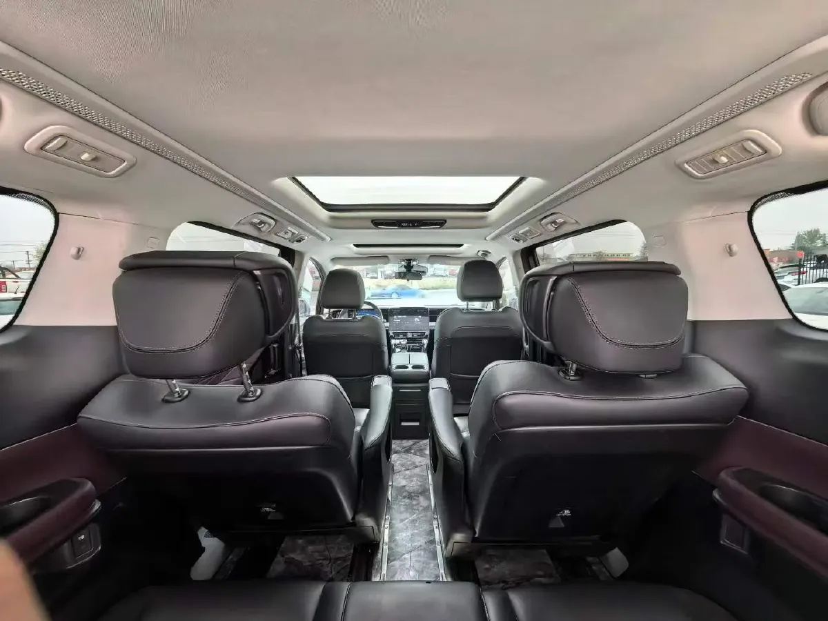 2023 GAC Trumpchi M8 2.0T 252HP L4 8AT,autocango,china used car exporter,china ev exporter,chinese used car exporter,chinese used ev exporter