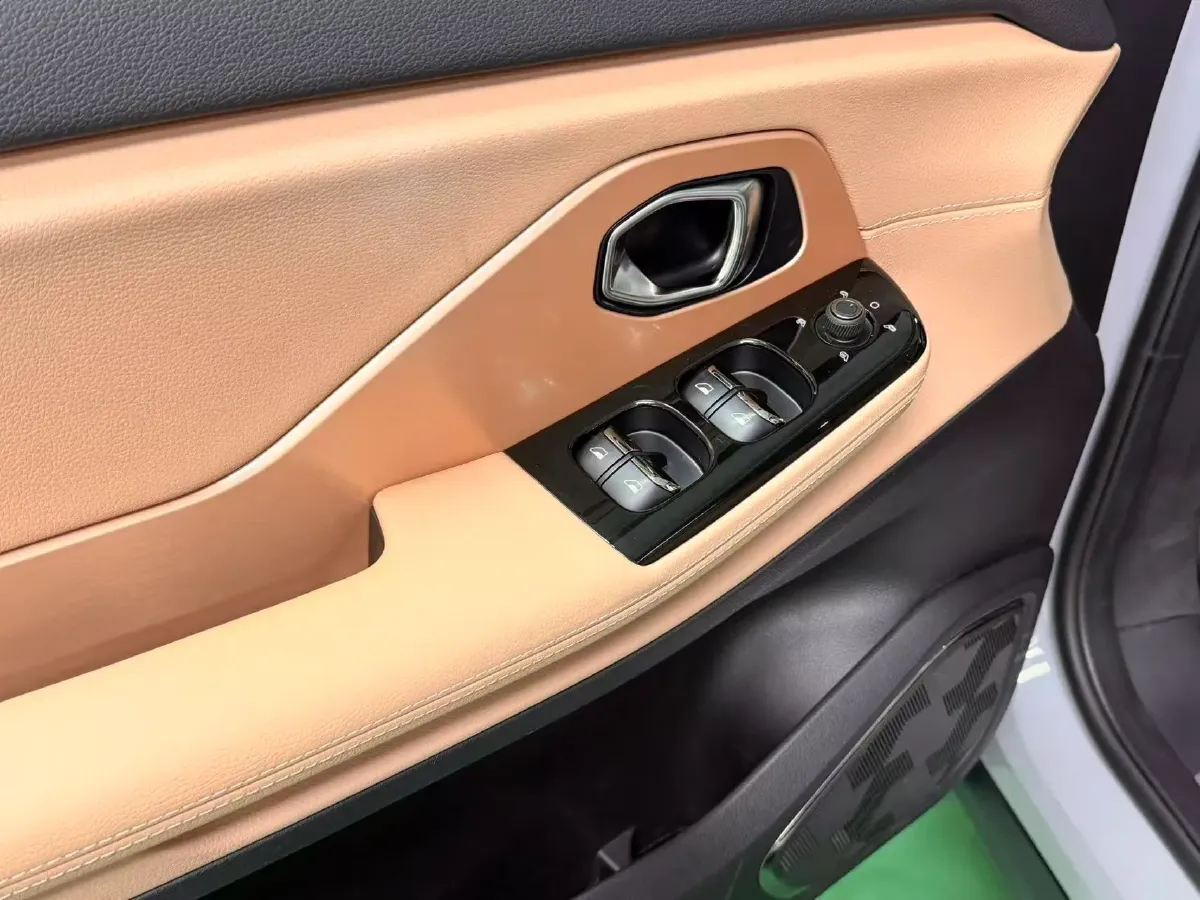 2019 NIO ES6 BEV 70KWH,autocango,china used car exporter,china ev exporter,chinese used car exporter,chinese used ev exporter