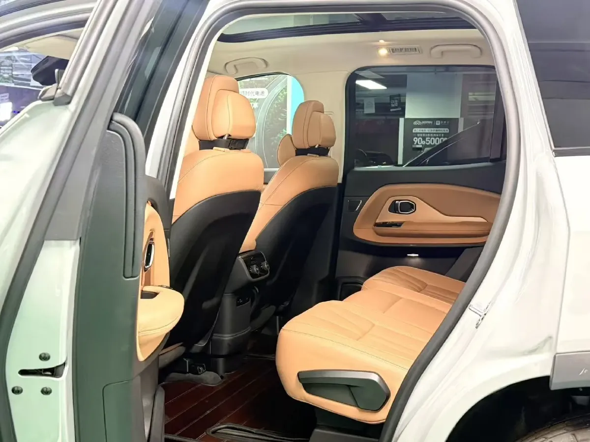 2019 NIO ES6 BEV 70KWH,autocango,china used car exporter,china ev exporter,chinese used car exporter,chinese used ev exporter