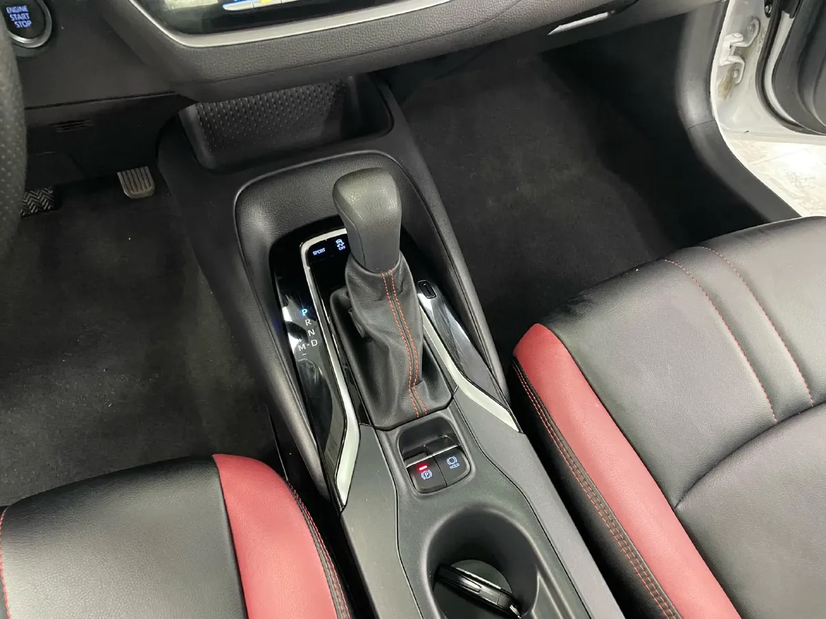 2021 Toyota Corolla 1.2T 116HP L4 CVT,autocango,china used car exporter,china ev exporter,chinese used car exporter,chinese used ev exporter