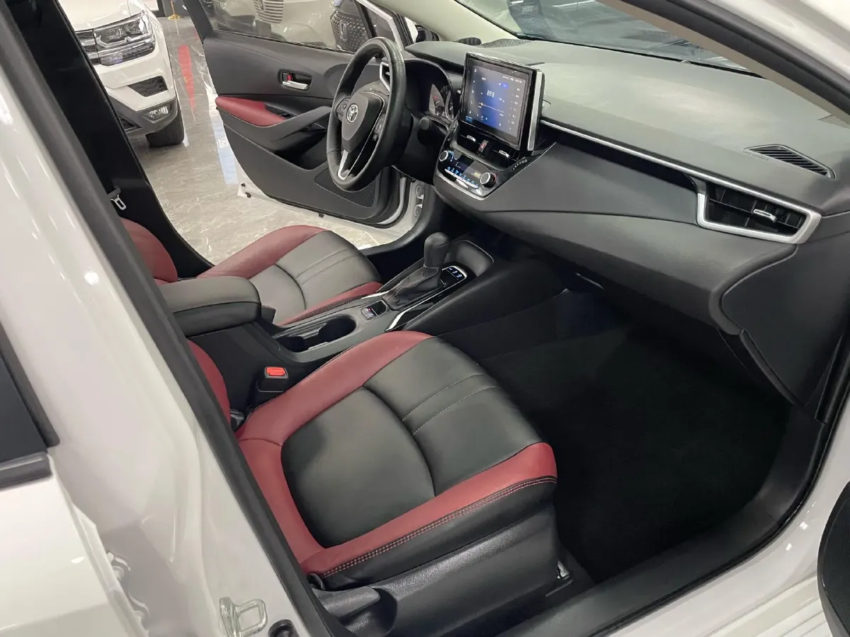 2021 Toyota Corolla 1.2T 116HP L4 CVT,autocango,china used car exporter,china ev exporter,chinese used car exporter,chinese used ev exporter