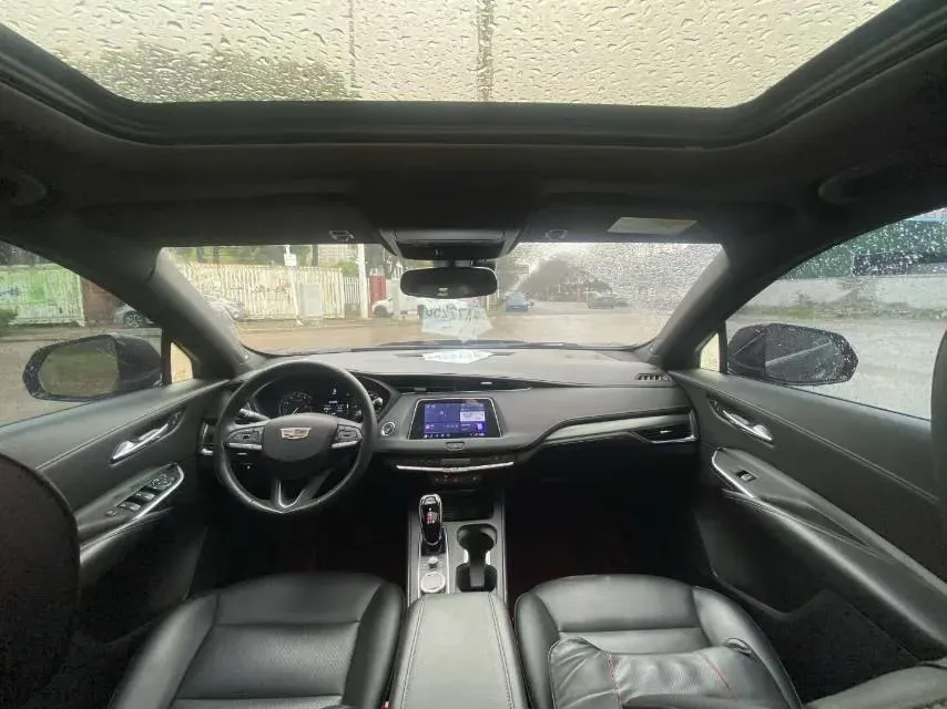 2021 Cadillac XT4 2.0T 237HP L4 9AT,autocango,china used car exporter,china ev exporter,chinese used car exporter,chinese used ev exporter