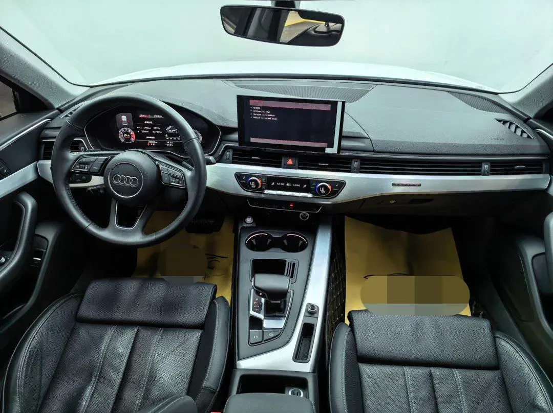 2020 Audi A4L 2.0T 190HP L4 7DCT,autocango,china used car exporter,china ev exporter,chinese used car exporter,chinese used ev exporter