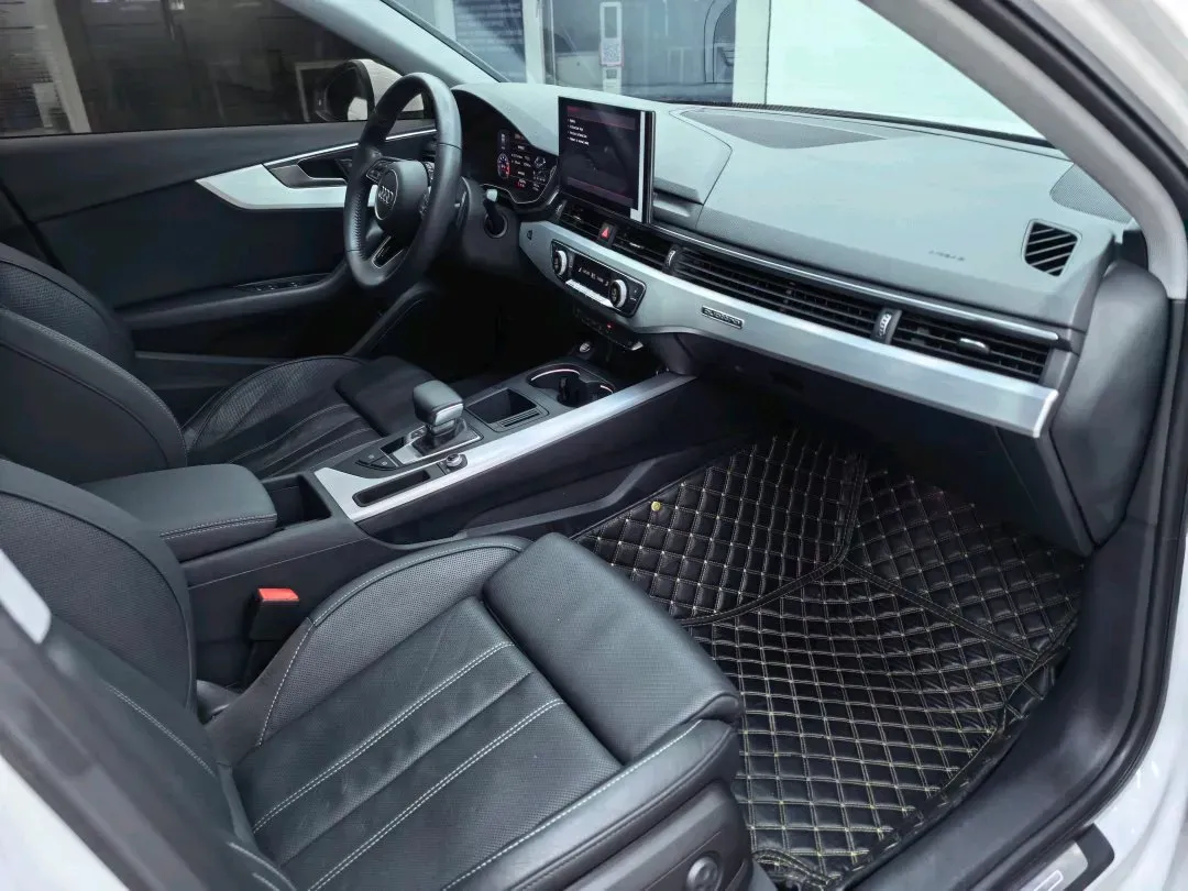 2020 Audi A4L 2.0T 190HP L4 7DCT,autocango,china used car exporter,china ev exporter,chinese used car exporter,chinese used ev exporter