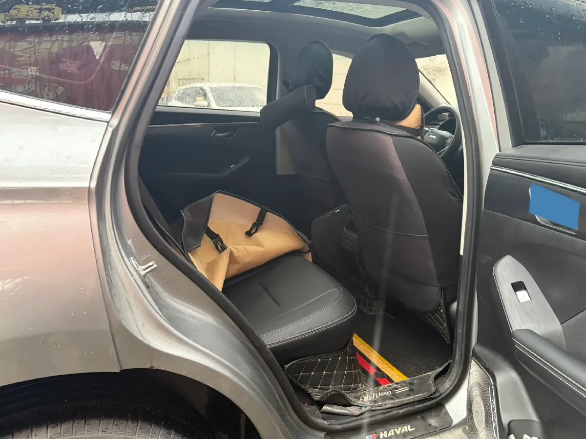 2021 Haval Jolion 1.5T 150HP L4 7DCT,autocango,china used car exporter,china ev exporter,chinese used car exporter,chinese used ev exporter