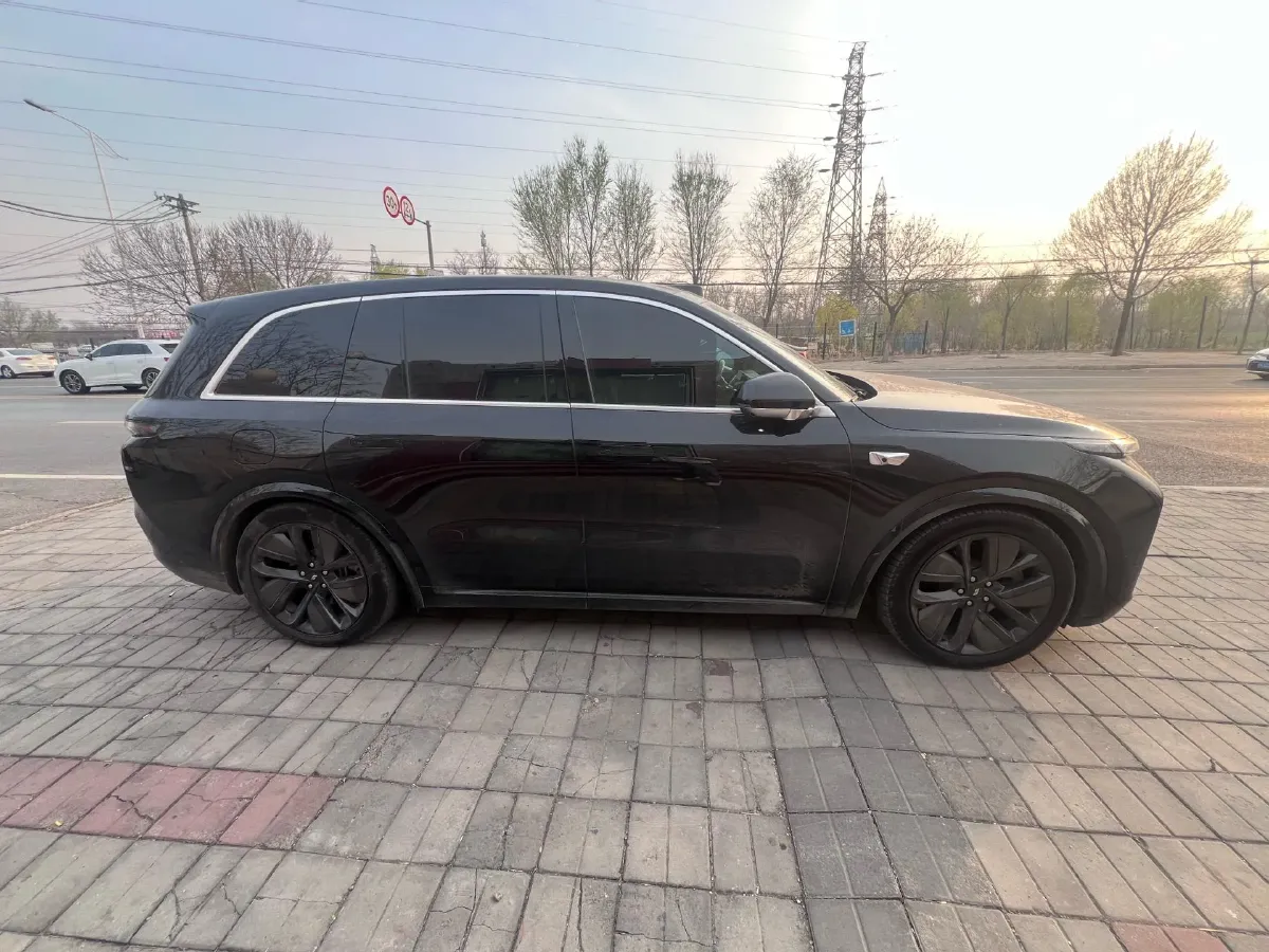 2024 Toyota Granvia 2.5L 189HP L4 E-CVT Hybrid,autocango,china used car exporter,china ev exporter,chinese used car exporter,chinese used ev exporter
