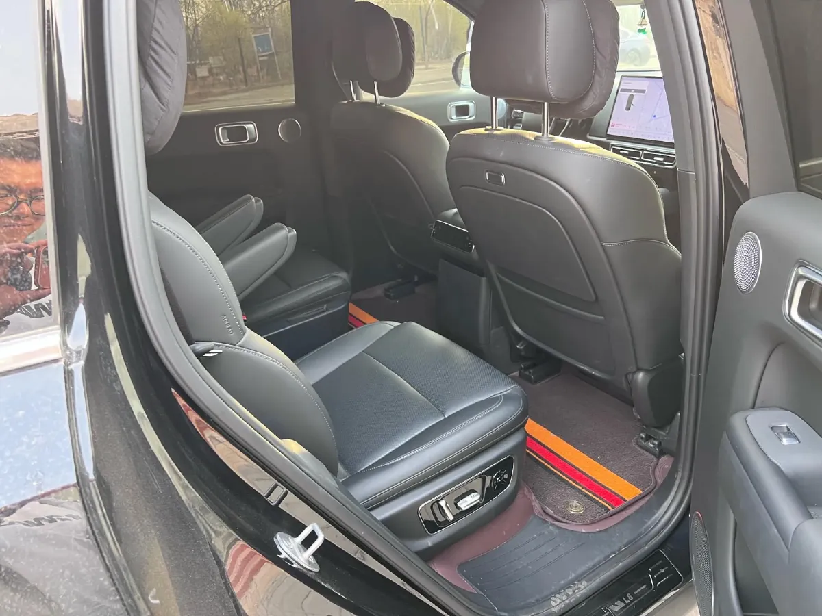 2024 Toyota Granvia 2.5L 189HP L4 E-CVT Hybrid,autocango,china used car exporter,china ev exporter,chinese used car exporter,chinese used ev exporter