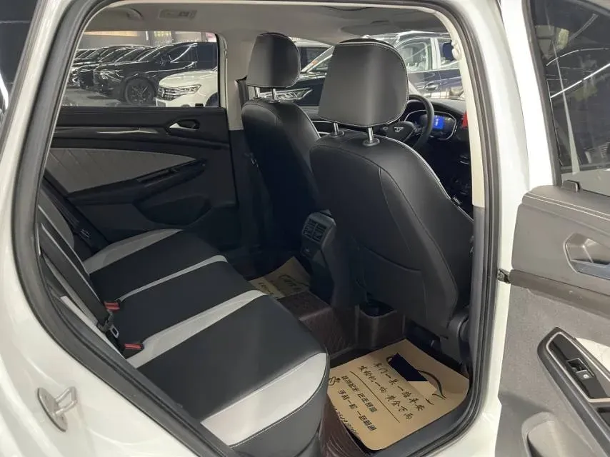 2022 Jetta VS7 1.4T 150HP L4 6AT,autocango,china used car exporter,china ev exporter,chinese used car exporter,chinese used ev exporter