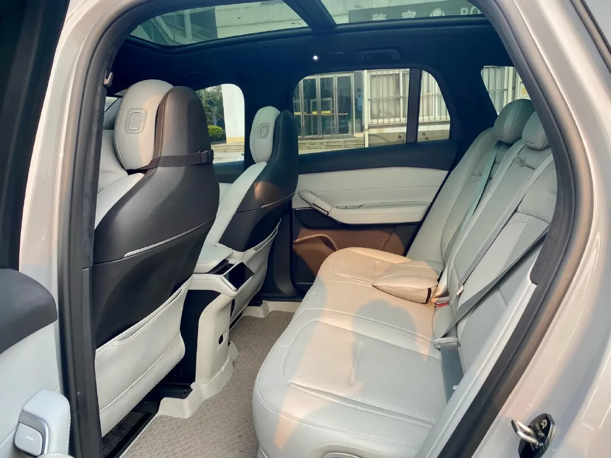 2024 NIO ES6 BEV 75KWH,autocango,china used car exporter,china ev exporter,chinese used car exporter,chinese used ev exporter