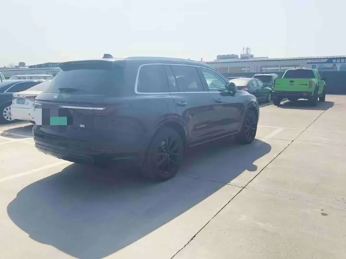 2020 Li ONE Range Extended 131HP REEV 40.5KWH,autocango,china used car exporter,china ev exporter,chinese used car exporter,chinese used ev exporter
