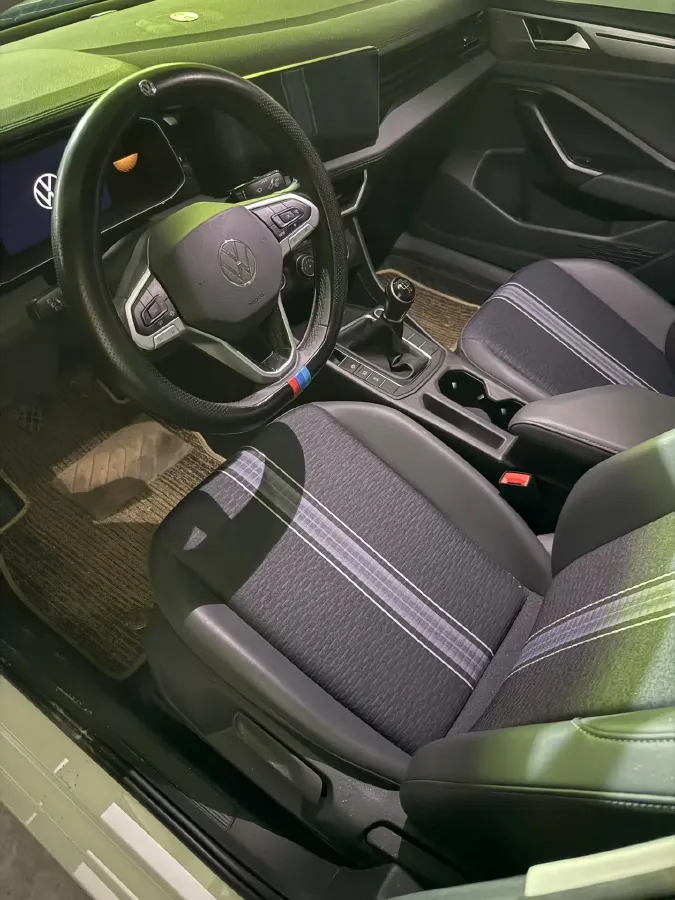 2023 Volkswagen Sagitar 1.2T 116HP L4 5MT,autocango,china used car exporter,china ev exporter,chinese used car exporter,chinese used ev exporter