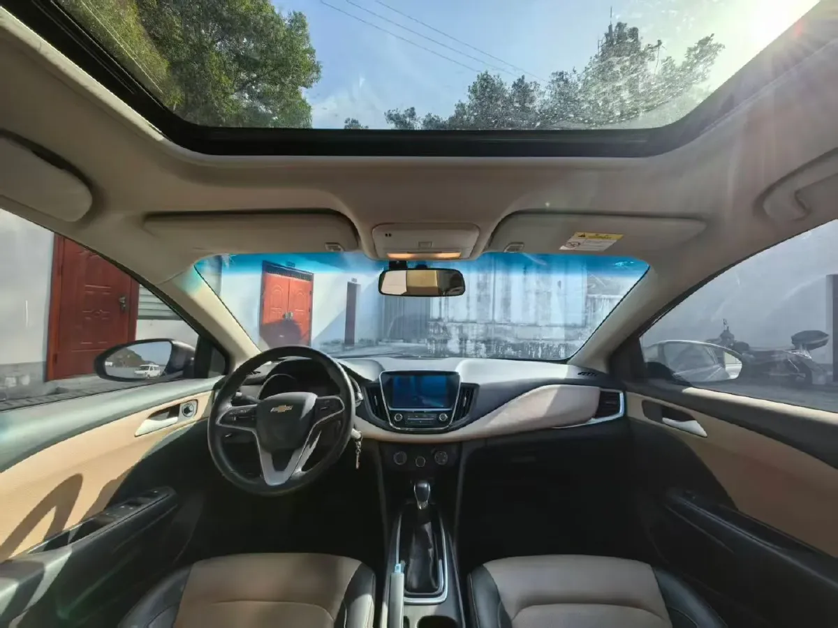 2022 Chevrolet Monza 1.5L 113HP L4 6AT,autocango,china used car exporter,china ev exporter,chinese used car exporter,chinese used ev exporter