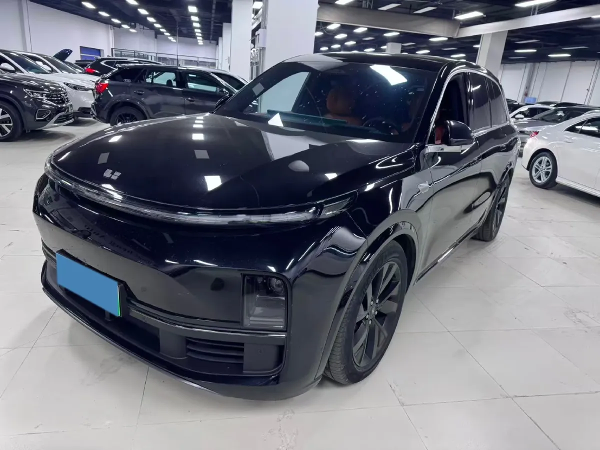 2023 Li L8 Range Extended 154HP REEV 40.9KWH,autocango,china used car exporter,china ev exporter,chinese used car exporter,chinese used ev exporter