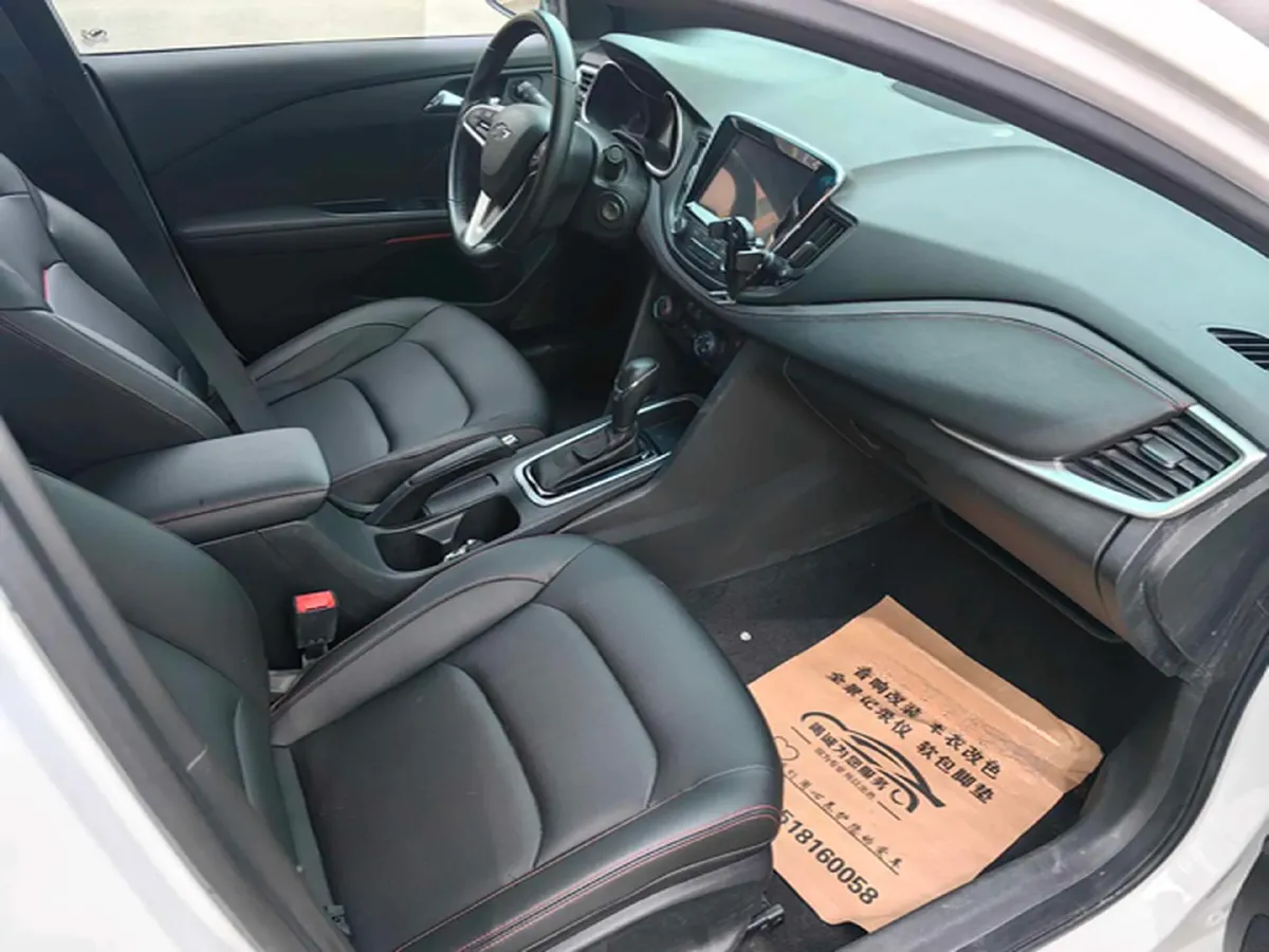 2019 Chevrolet Monza 1.3T 163HP L3 6AT,autocango,china used car exporter,china ev exporter,chinese used car exporter,chinese used ev exporter