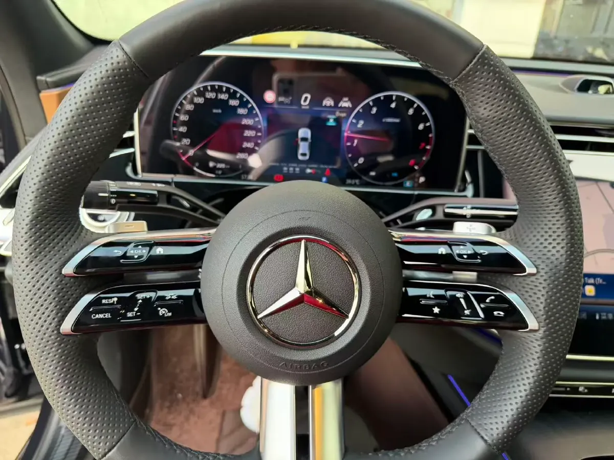 2025 Mercedes-Benz E Class 2.0T 258HP L4 9AT,autocango,china used car exporter,china ev exporter,chinese used car exporter,chinese used ev exporter