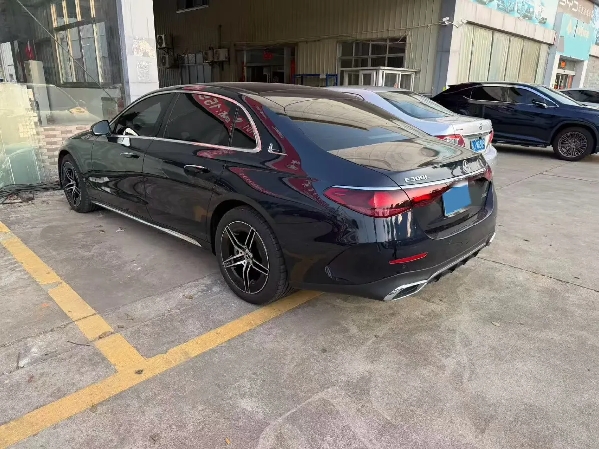 2025 Mercedes-Benz E Class 2.0T 258HP L4 9AT,autocango,china used car exporter,china ev exporter,chinese used car exporter,chinese used ev exporter