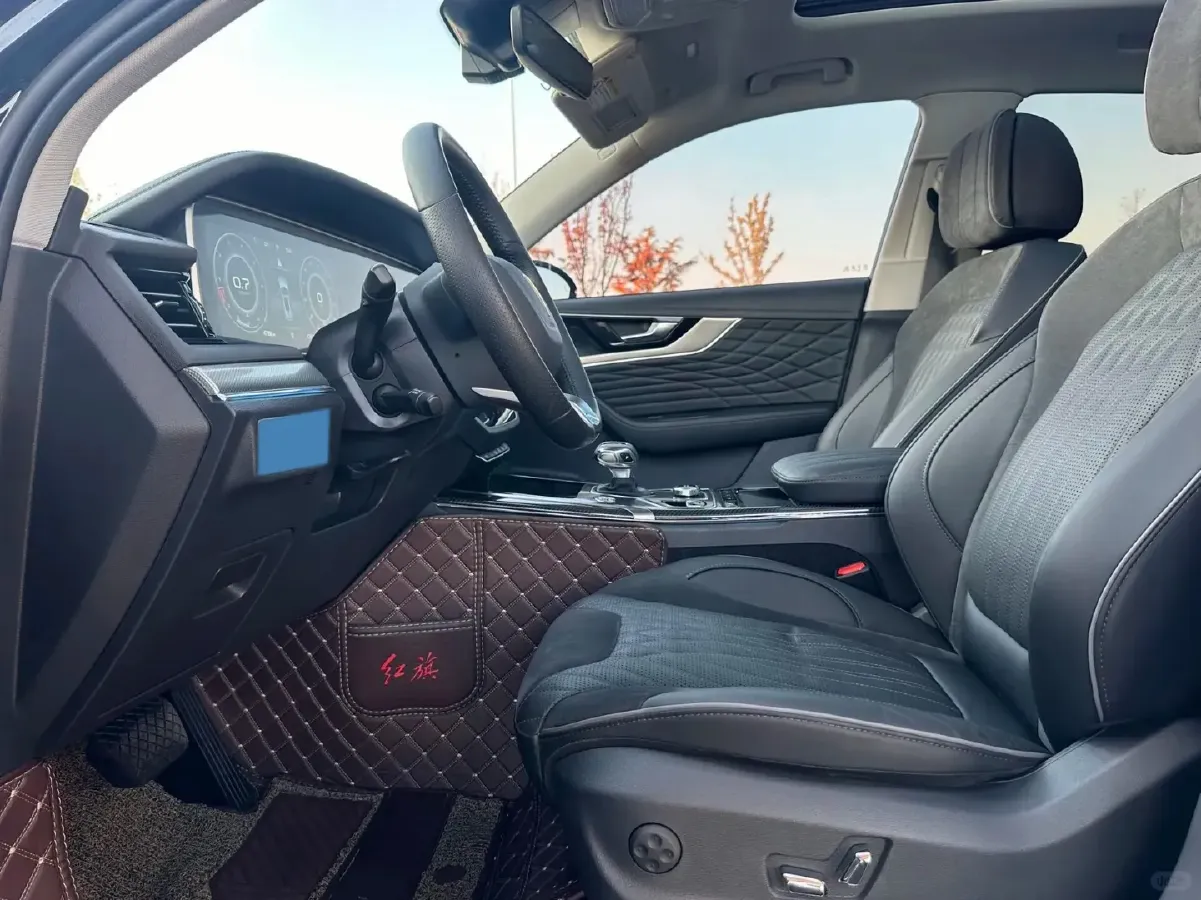 2022 HongQi HS5 2.0T 224HP L4 6AT,autocango,china used car exporter,china ev exporter,chinese used car exporter,chinese used ev exporter