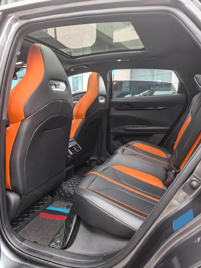 2024 ChangAn UNI-V 1.5T 188HP L4 7DCT,autocango,china used car exporter,china ev exporter,chinese used car exporter,chinese used ev exporter