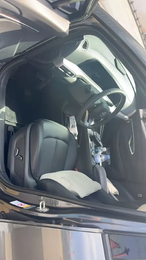 2022 ChangAn UNI-T 1.5T 188HP L4 7DCT,autocango,china used car exporter,china ev exporter,chinese used car exporter,chinese used ev exporter