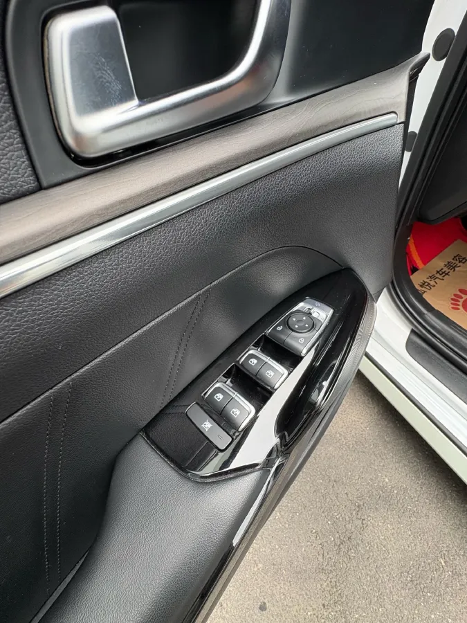 2020 Kia K5 2.0T 240HP L4 8AT,autocango,china used car exporter,china ev exporter,chinese used car exporter,chinese used ev exporter