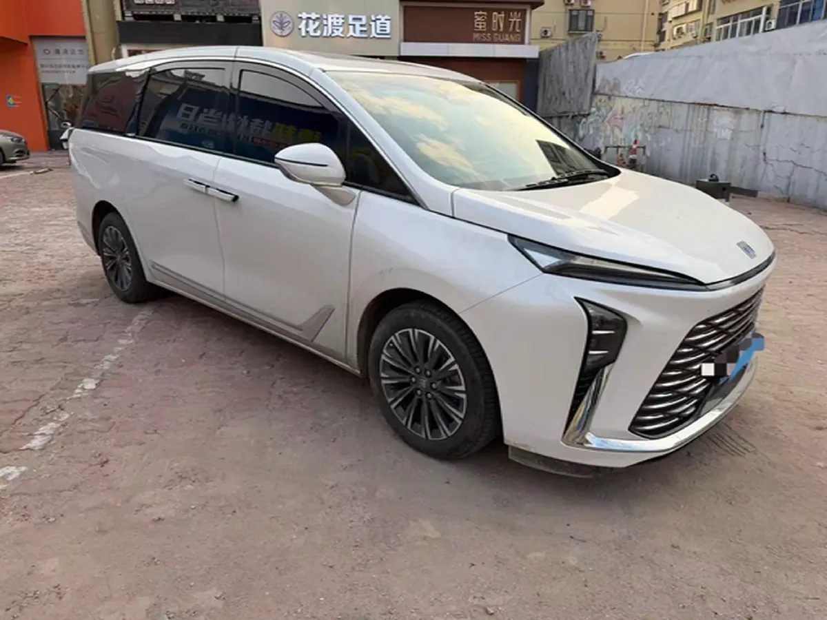 2025 Buick GL8 2.0T 237HP L4 9AT,autocango,china used car exporter,china ev exporter,chinese used car exporter,chinese used ev exporter