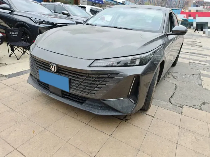 2023 ChangAn Lamore 1.5T 170HP L4 7DCT,autocango,china used car exporter,china ev exporter,chinese used car exporter,chinese used ev exporter