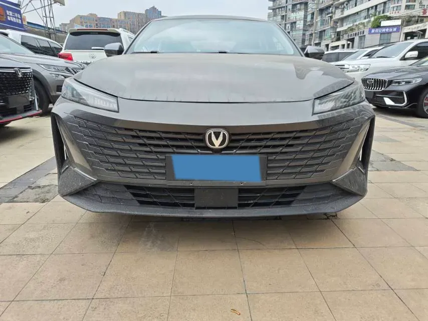 2023 ChangAn Lamore 1.5T 170HP L4 7DCT,autocango,china used car exporter,china ev exporter,chinese used car exporter,chinese used ev exporter