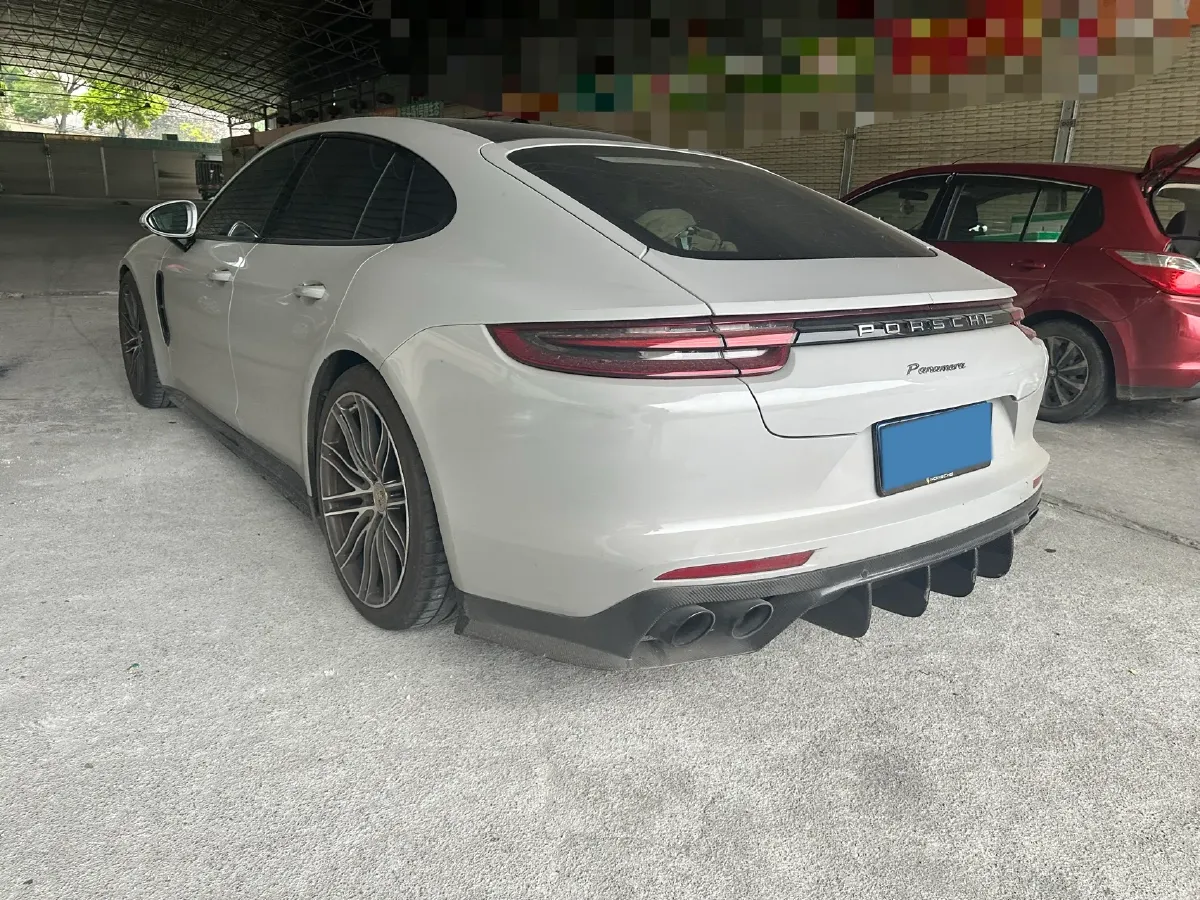 2017 BMW X6 3.0T 306HP L6 8AT,autocango,china used car exporter,china ev exporter,chinese used car exporter,chinese used ev exporter