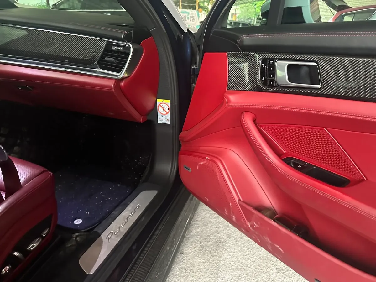 2017 BMW X6 3.0T 306HP L6 8AT,autocango,china used car exporter,china ev exporter,chinese used car exporter,chinese used ev exporter