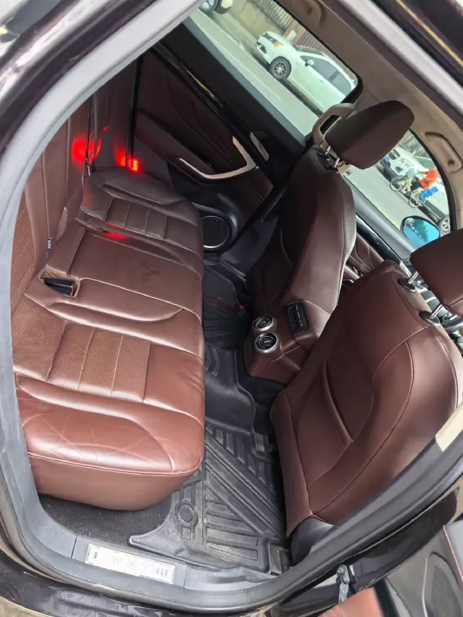 2017 WEY VV7 2.0T 234HP L4 7DCT,autocango,china used car exporter,china ev exporter,chinese used car exporter,chinese used ev exporter