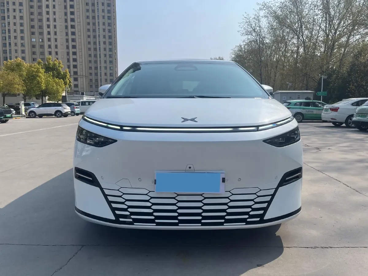 2025 Xpeng X9 BEV,autocango,china used car exporter,china ev exporter,chinese used car exporter,chinese used ev exporter