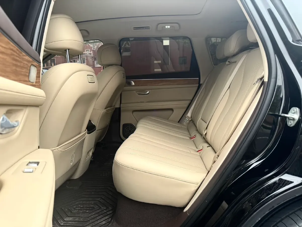 2024 AITO AITO M7 1.5T 152HP L4 REEV 40KWH,autocango,china used car exporter,china ev exporter,chinese used car exporter,chinese used ev exporter