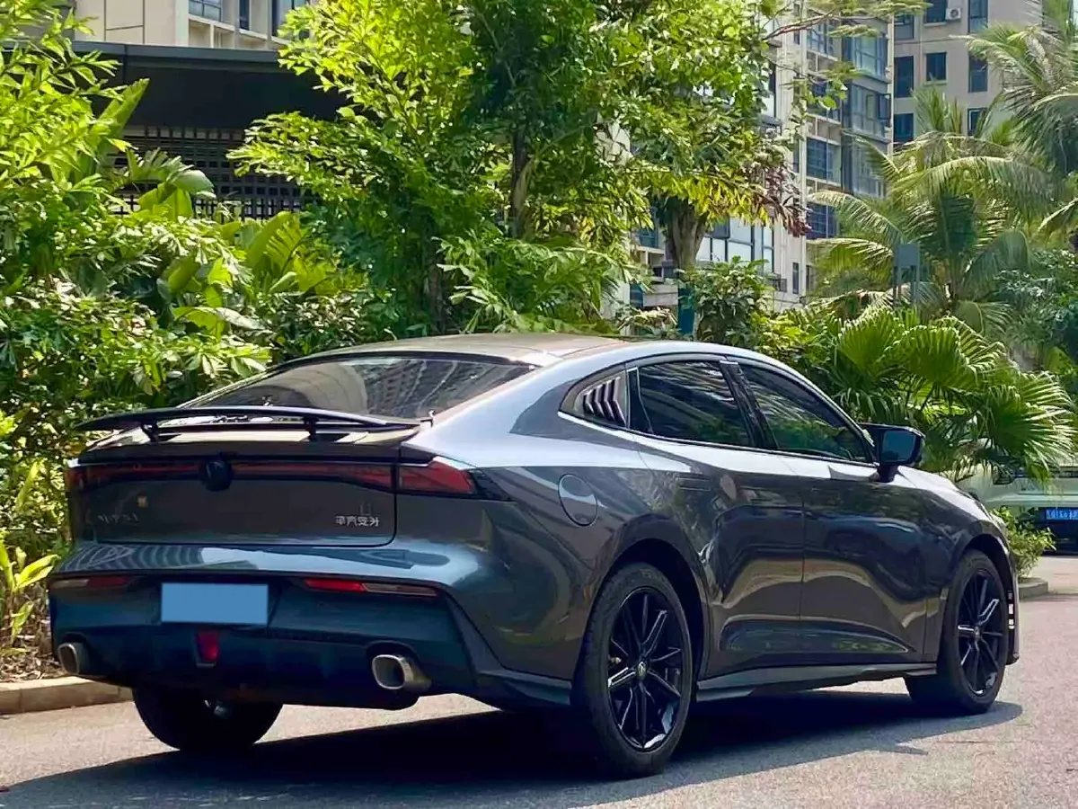 2023 ChangAn UNI-V 1.5T 188HP L4 7DCT,autocango,china used car exporter,china ev exporter,chinese used car exporter,chinese used ev exporter